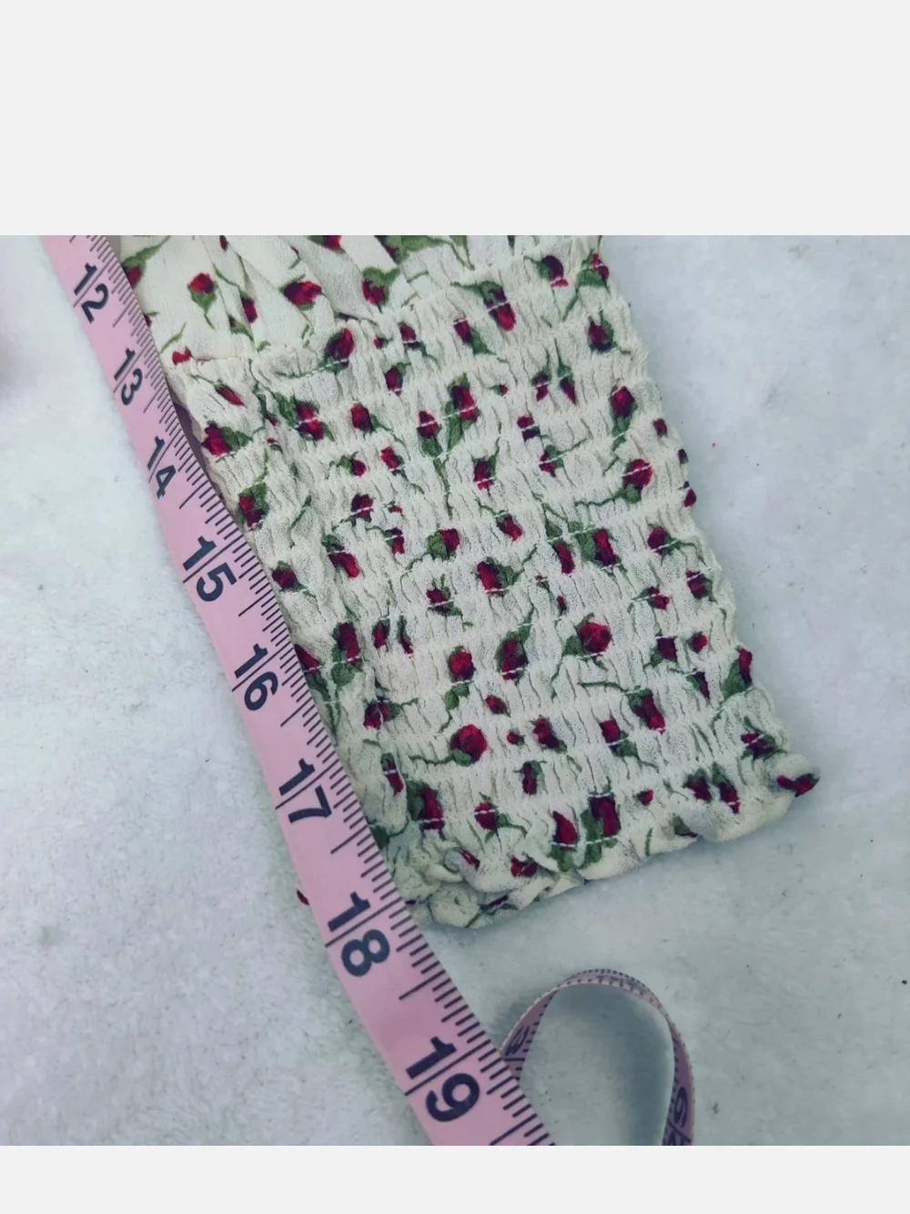 Reformation Cream Smocked Crop Top with Pink Floral Tulip Print - Picture 5 of 6